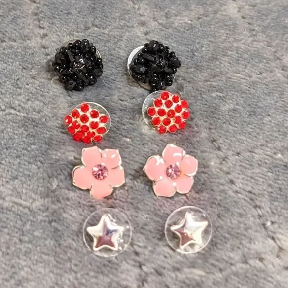 Vintage (4) Pair Bundle-Small Stud, Beaded, Rhinestone & Enamel Pierced Earrings - Picture 4 of 14